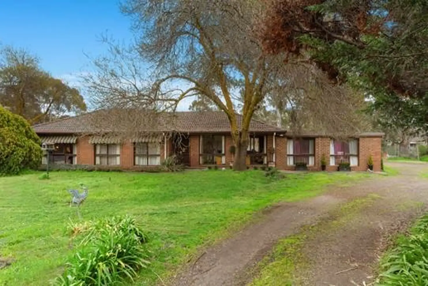 Main view of Homely house listing, 8 Granter Street, Kangaroo Flat VIC 3555