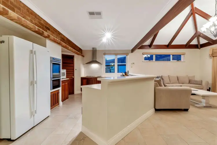 Seventh view of Homely house listing, 2 Teak Place, Halls Head WA 6210