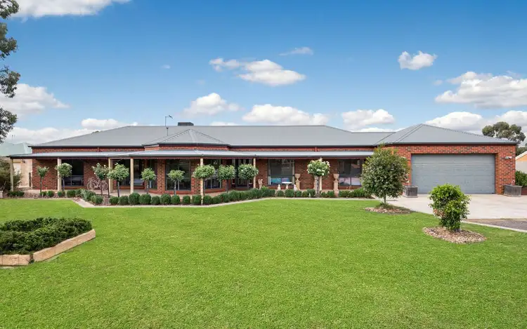 28 Kathleen Terrace, Maiden Gully VIC 3551
