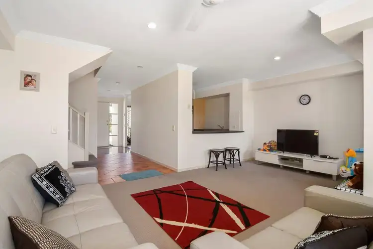 15/2 Bronberg Court, Southport QLD 4215