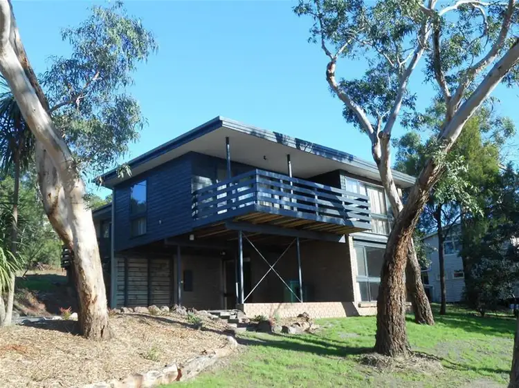 64 Clarendon Street