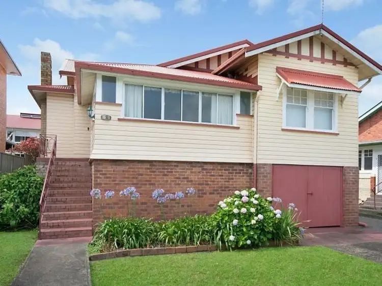 16 Leycester Street