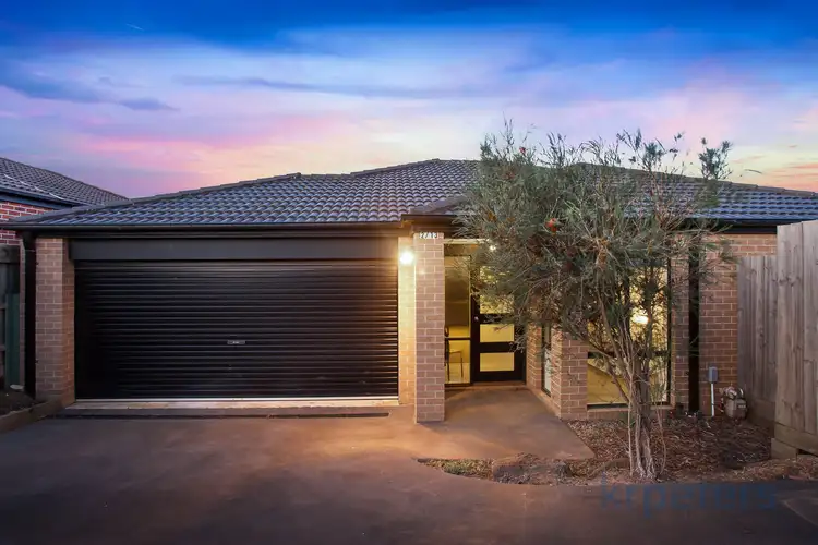 2/13 Diston Court, Pakenham VIC 3810