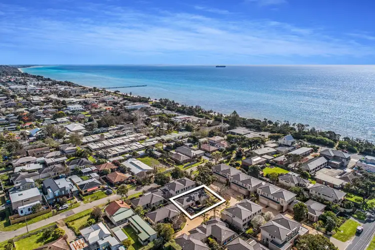 Third view of Homely unit listing, 10/5 Seacombe Street, Dromana VIC 3936