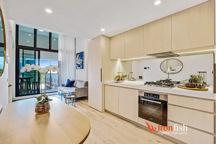 TH319/105 Batman Street, West Melbourne VIC 3003