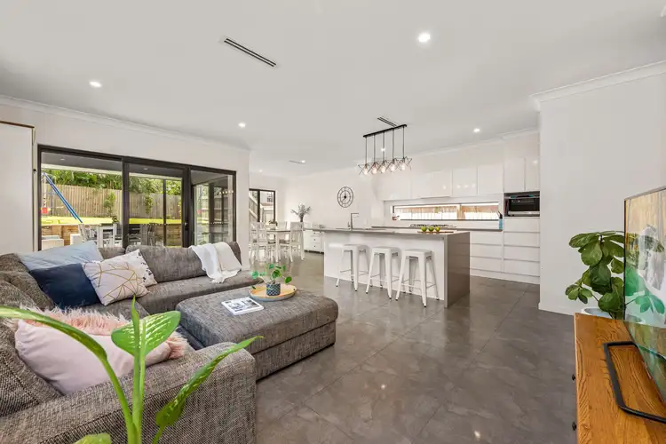 49 Ellen Street, Oxley QLD 4075