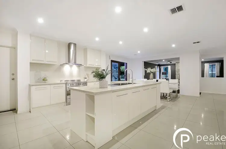 Fifth view of Homely house listing, 5 Salisbury Court, Berwick VIC 3806