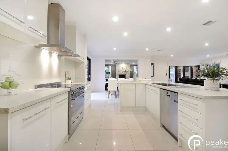 Sixth view of Homely house listing, 5 Salisbury Court, Berwick VIC 3806