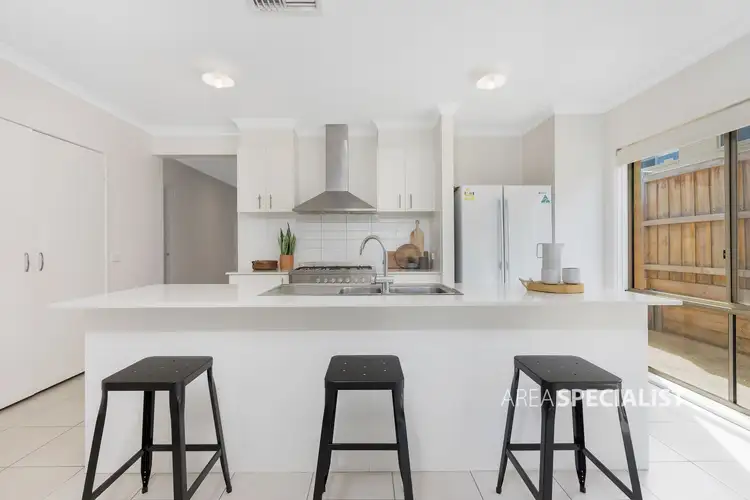 Fourth view of Homely house listing, 3 Frenchman Way, Keysborough VIC 3173