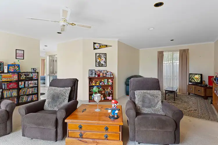 Sixth view of Homely house listing, 5 Bambara Close, Kennington VIC 3550