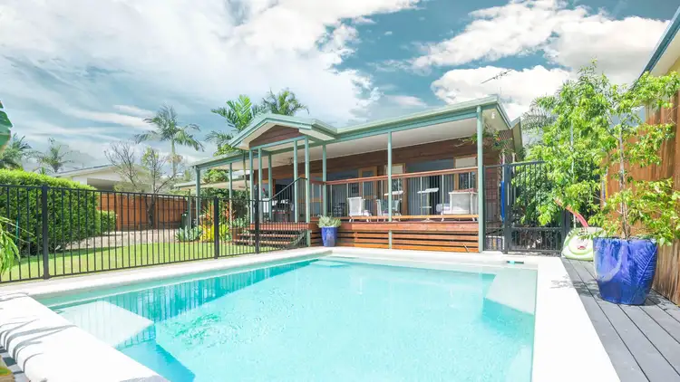 8 Mornington, Kewarra Beach QLD 4879