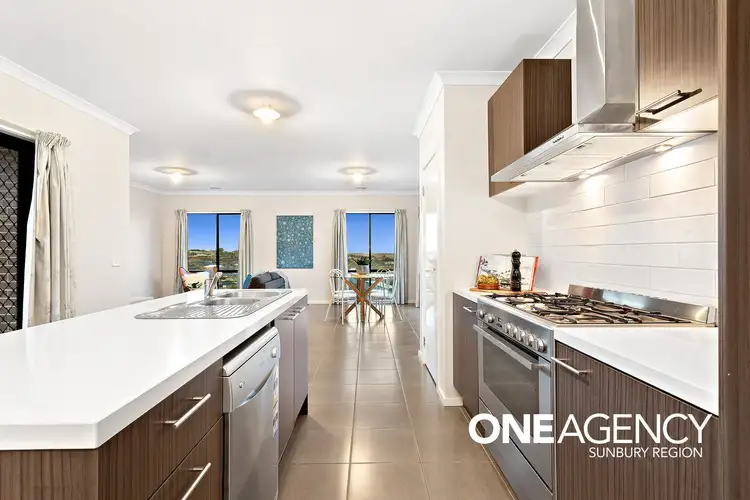 Fourth view of Homely house listing, 10 Wedmore Crescent, Sunbury VIC 3429