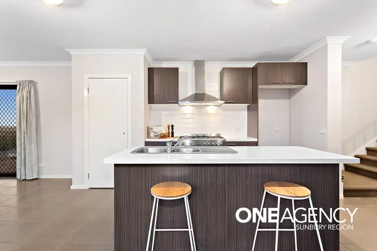 Fifth view of Homely house listing, 10 Wedmore Crescent, Sunbury VIC 3429