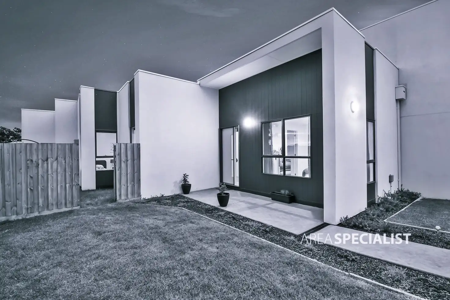 Main view of Homely unit listing, 1 Riana Loop, Eumemmerring VIC 3177
