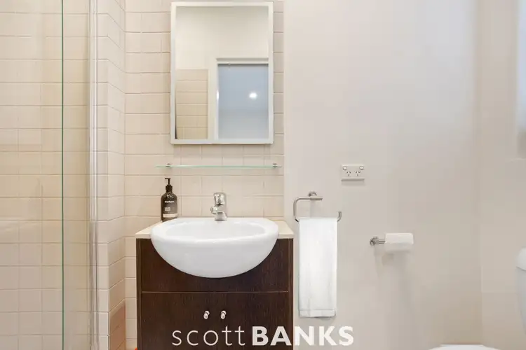Fourth view of Homely apartment listing, 5/62 Simpson Street, East Melbourne VIC 3002