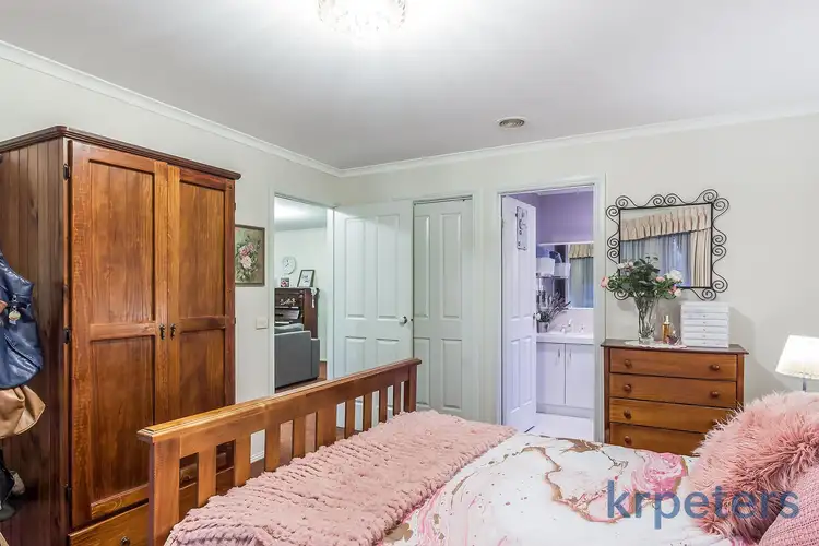 Fifth view of Homely house listing, 4 Grice Quadrant, Pakenham VIC 3810