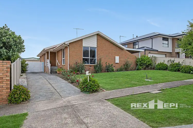 37 Nettle Drive, Hallam VIC 3803