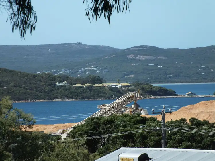 41 Burgoyne Road, Port Albany WA 6330