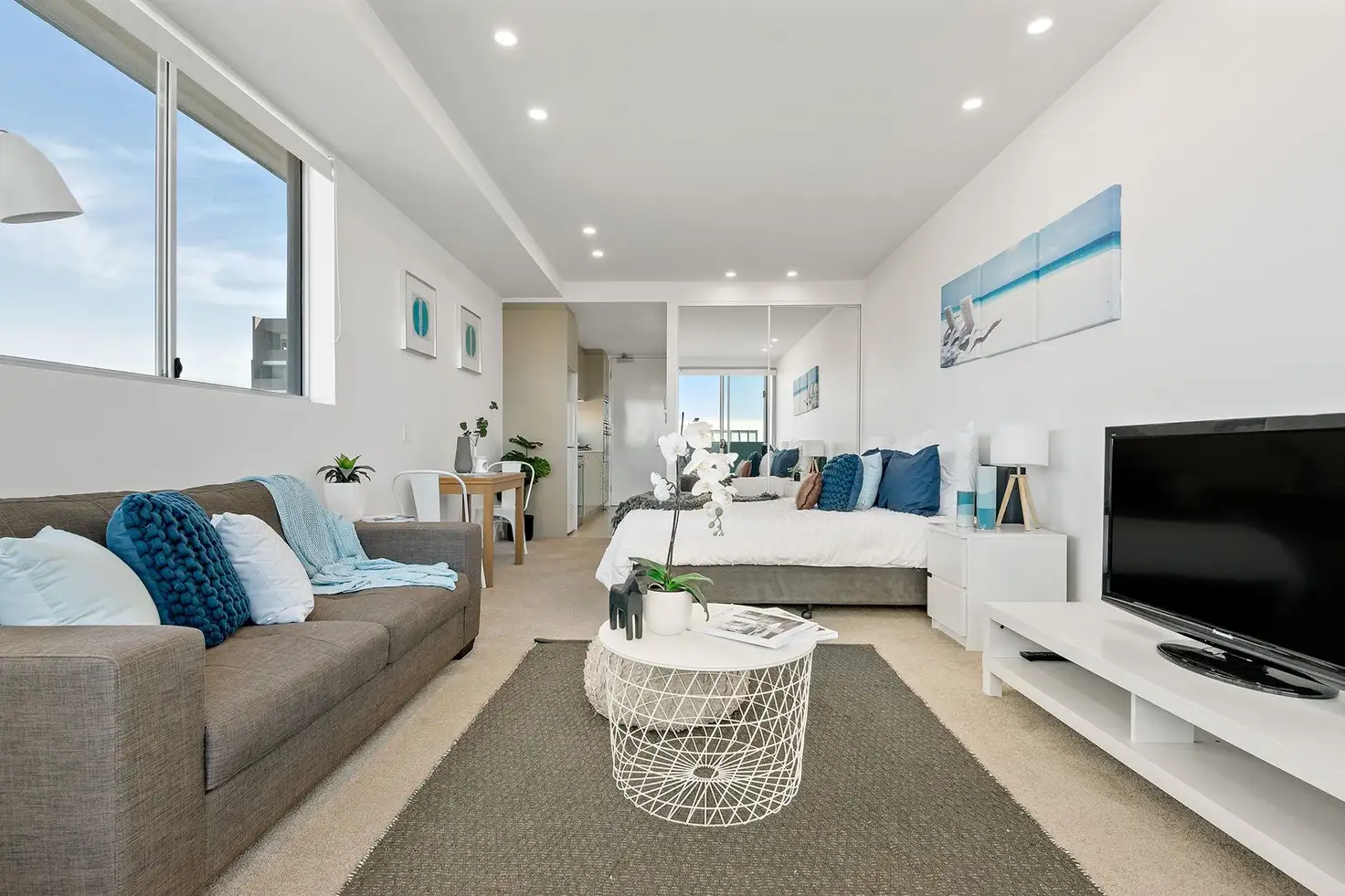 Main view of Homely apartment listing, 401/2 Honeysuckle Drive, Newcastle NSW 2300