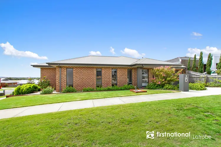 Second view of Homely house listing, 8 Balmoral Place, Traralgon VIC 3844