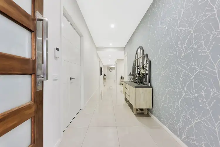 Second view of Homely house listing, 5 Northfield Drive, Craigieburn VIC 3064