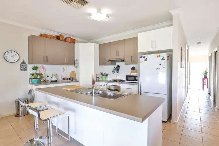 Sixth view of Homely townhouse listing, 18A Anwyl Close, Mildura VIC 3500