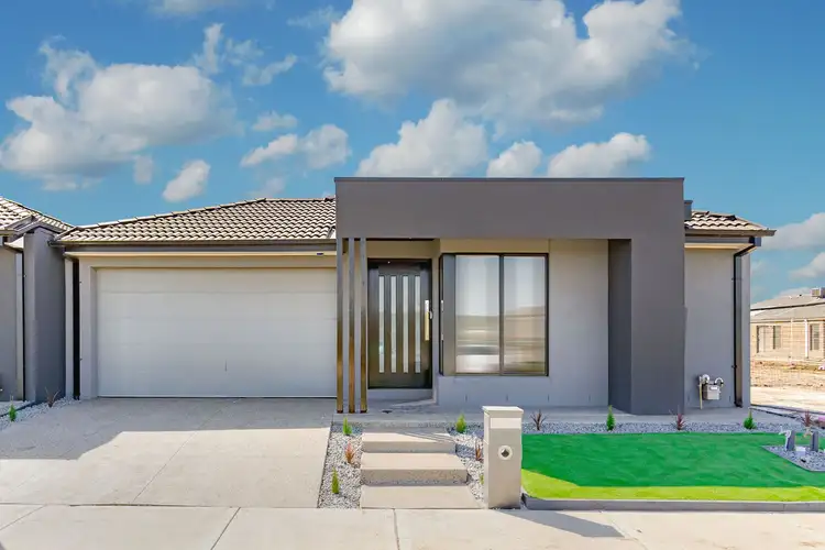 37 Heron Drive, Mickleham VIC 3064