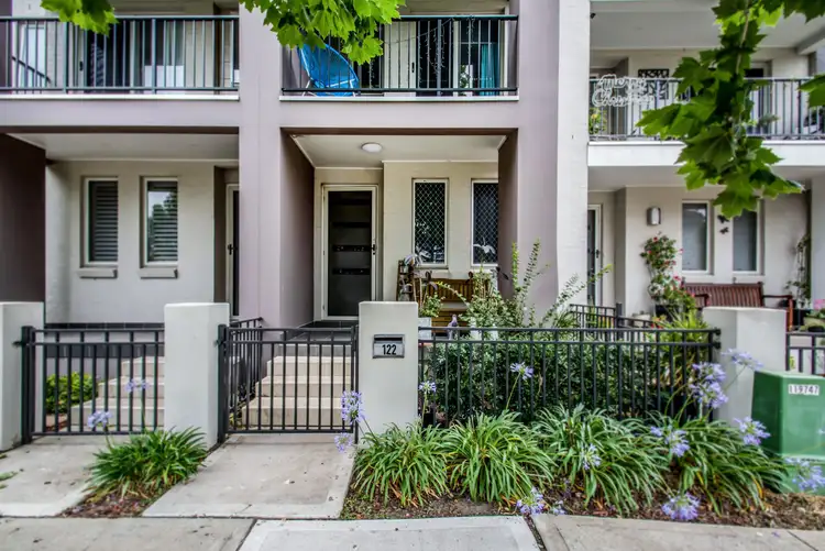 122 Lord Sheffield Circuit, Penrith NSW 2750