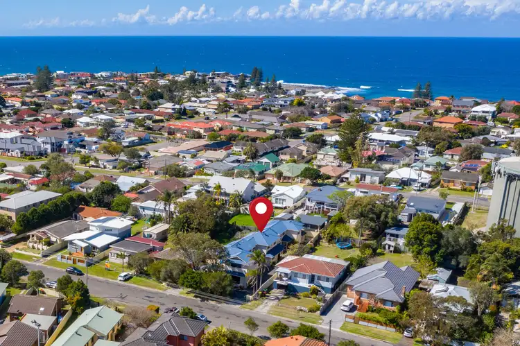 Third view of Homely townhouse listing, 2/18 Nirvana Street, Long Jetty NSW 2261