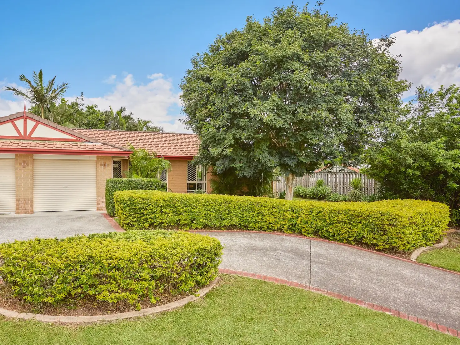 Main view of Homely semi-detached listing, 1/6 Dauphin Crescent, Merrimac QLD 4226