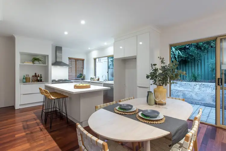 76A Brighton Road, Scarborough WA 6019