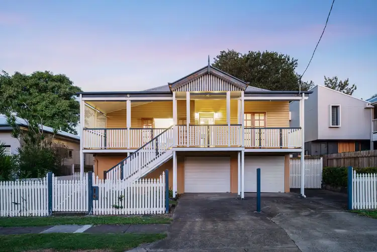 11 Kenbury Street, Bulimba QLD 4171