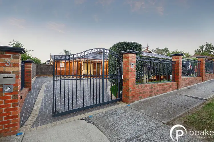 3 Clark Court, Berwick VIC 3806