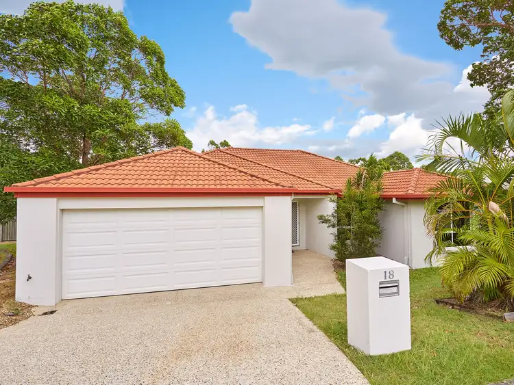 18 Lennox Street, Pacific Pines QLD 4211