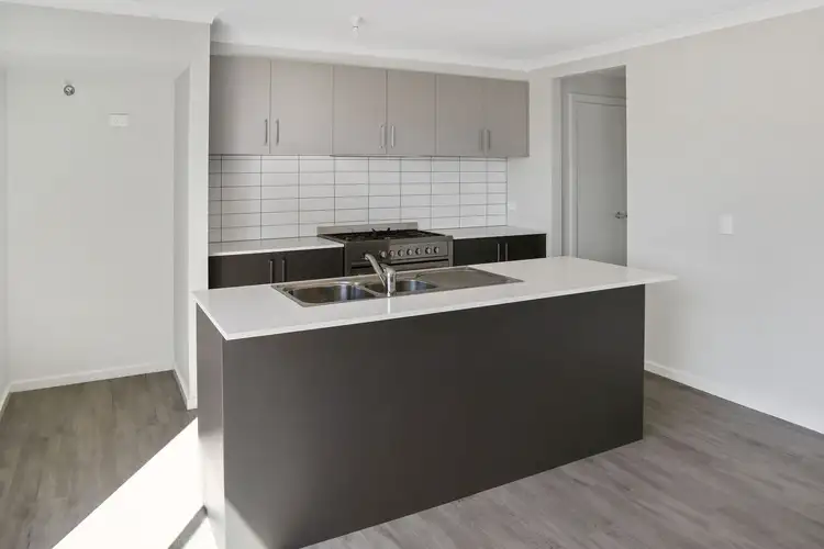 Fifth view of Homely house listing, 9 Loriini Place, Kangaroo Flat VIC 3555