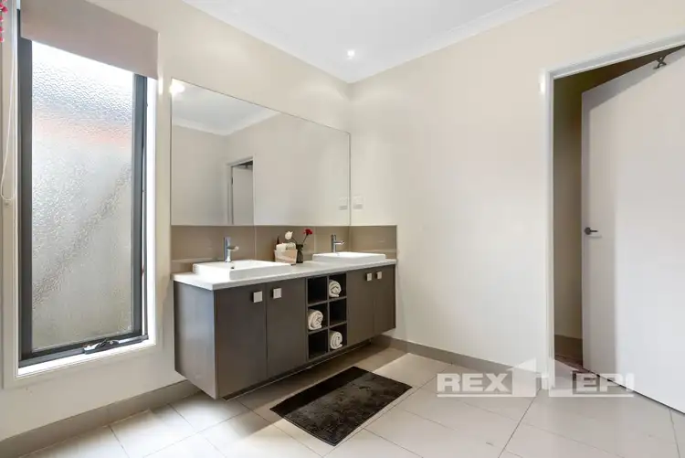 Fifth view of Homely house listing, 100 Langbourne Drive, Narre Warren South VIC 3805