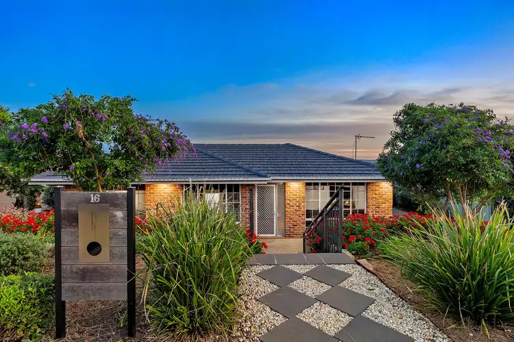 16 Salix Drive, Edgeworth NSW 2285