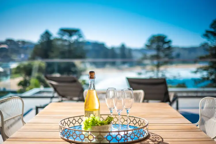 4/7 Cliff Avenue, Avoca Beach NSW 2251
