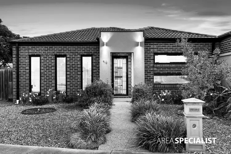 40 Kingston Drive, Taylors Hill VIC 3037
