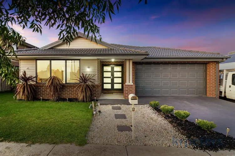 12 Lucy Crescent, Officer VIC 3809
