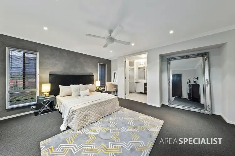 Sixth view of Homely house listing, 8 Daintree Retreat, Caroline Springs VIC 3023