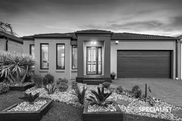 8 Mitchley Court, St Albans VIC 3021