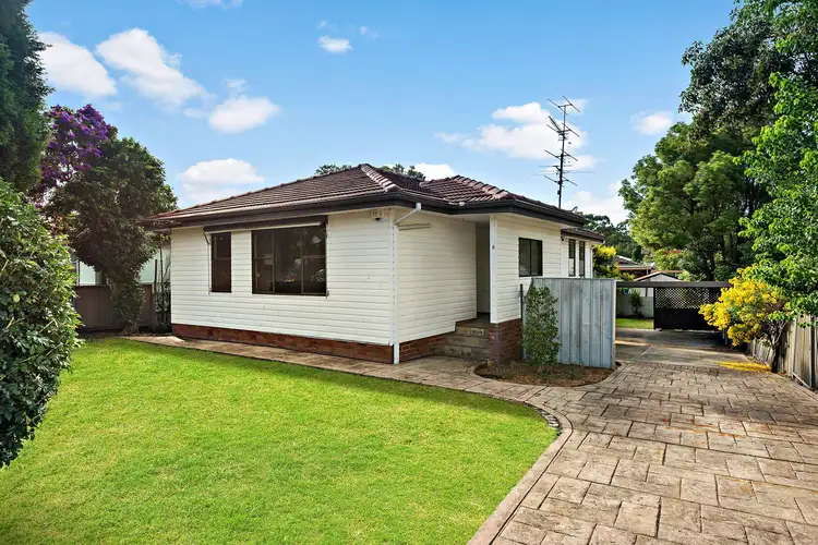 8 Mallee Street, Gateshead NSW 2290