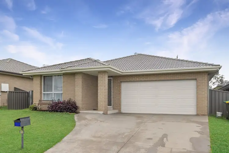 33. Kelman Drive, Cliftleigh NSW 2321