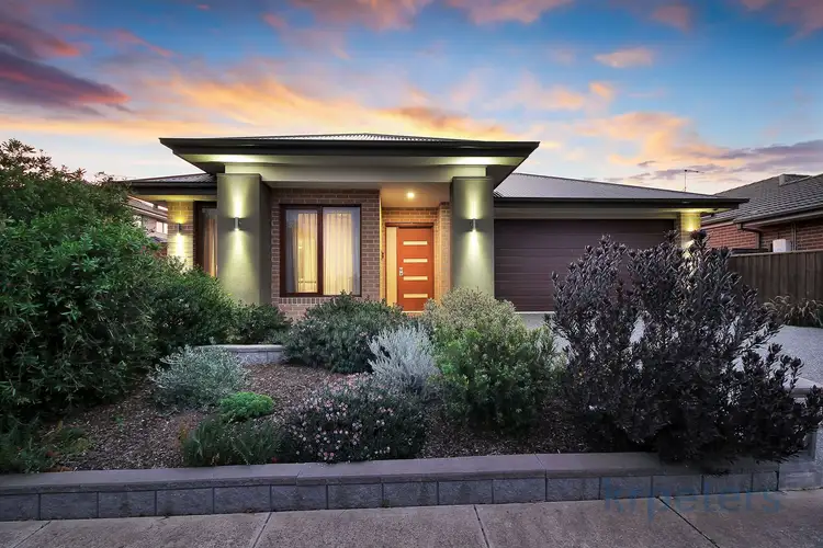 12 Penshurst Crescent, Officer VIC 3809