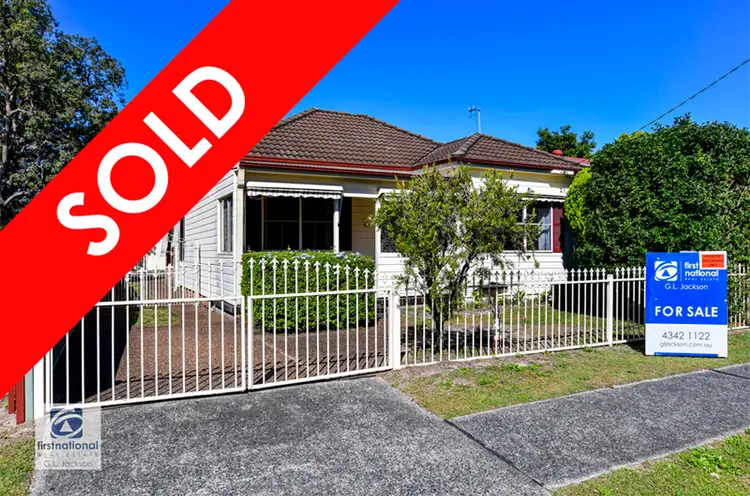 10 Bourke Road, Ettalong Beach NSW 2257