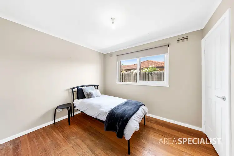Fourth view of Homely house listing, 10 Tanglewood Street, Kings Park VIC 3021