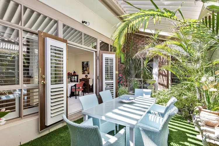 1/1 Lymington Street, Glenelg SA 5045