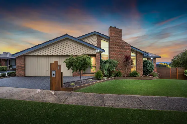 1 Drury Court, Wantirna South VIC 3152