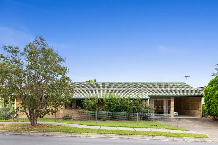 39 Aldersgate Street, Oxley QLD 4075